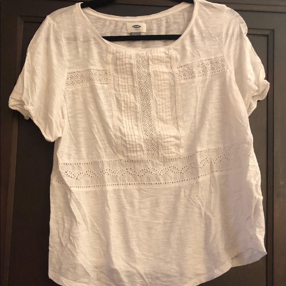 White short sleeve t shirt